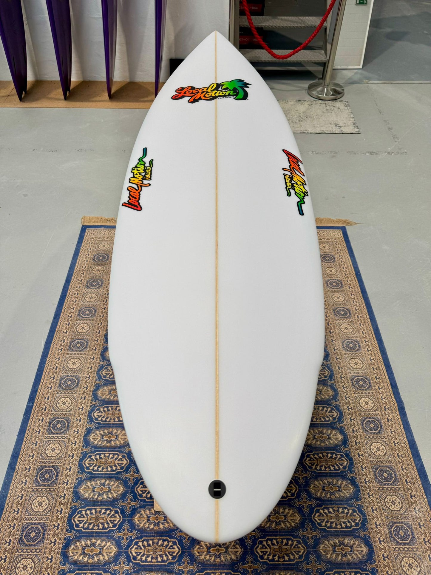 Prancha Surf  Local Motion THRSTR (Round Pin) 6´1