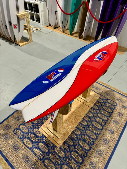Prancha Surf Larry Bertlemann "Pepsi" Twin Fin 6’0 w/ glass on fins